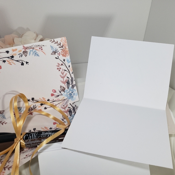 New Calligraphy Pen & Notecards Gratitude Set - Picture 4 of 5